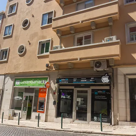 Boutique Telhal 89-3